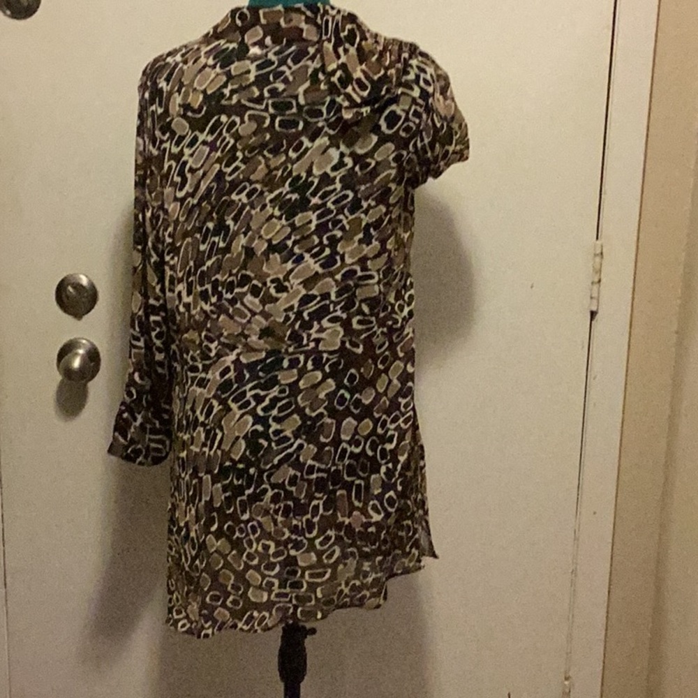 Chico’s Womens Semi Sheer Printed Tunic 3/4 Sleeves Size 2 - Picture 5 of 6